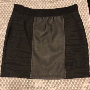 Black mini skirt with leather